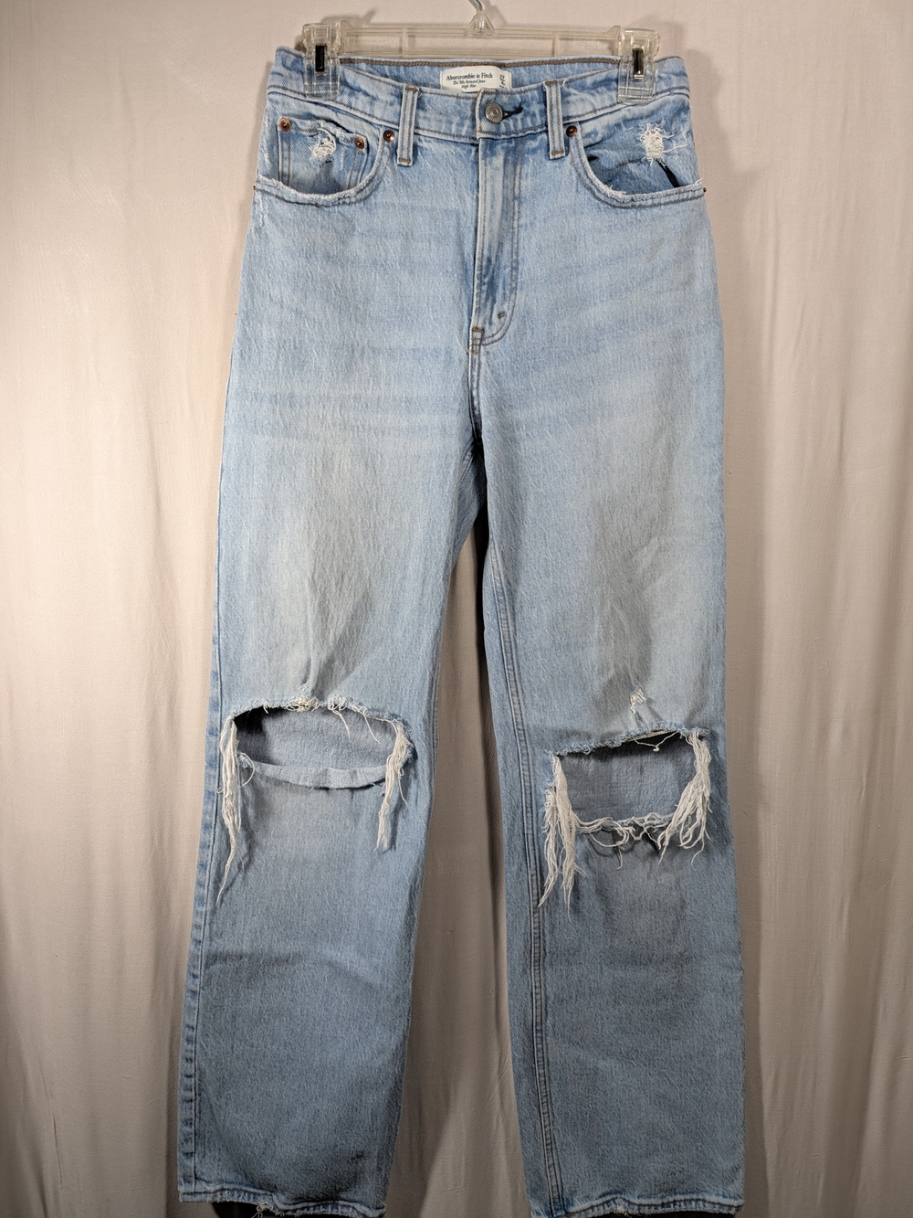 Abercrombie & Fitch 90's High Rise Relaxed Distressed Jeans